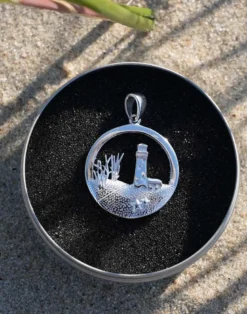 Anhänger Leuchtturm mit Düne, Silber und Gold