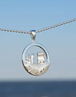 Anhänger Strandkorb Rund mit Düne, Silber und Gold