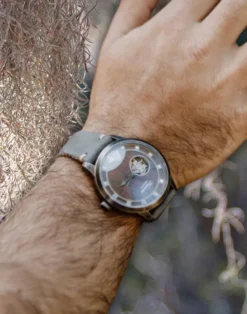 Armbanduhr Zweimaster "Zuversicht", 2 Varianten