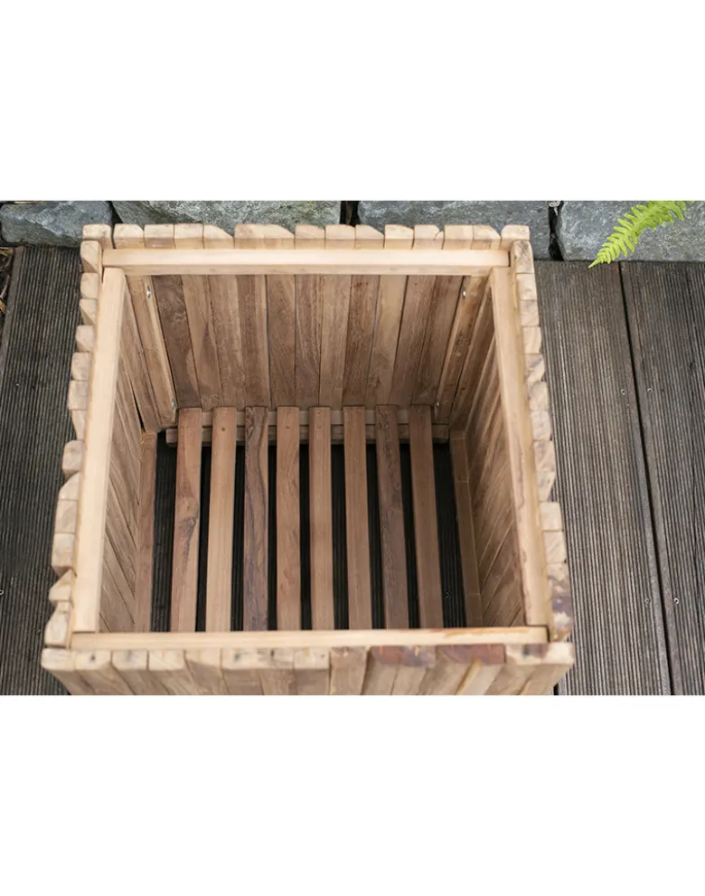 Box/Hocker mit Kissen