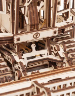 3-D-Holzpuzzle Mähdrescher