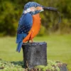 Gartenskulptur "Eisvogel mit Fisch"