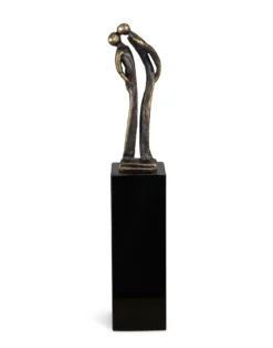 Gerard: Skulptur "Der Kuss"
