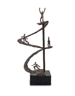 Gerard: Skulptur "Erfolgsspirale"