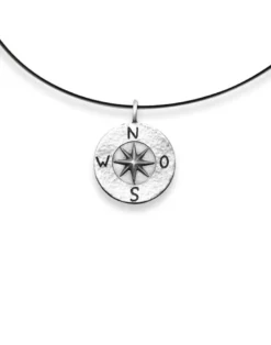 Kompassrose und Kette